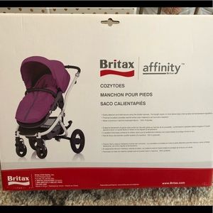 Britax Cozy Toes Stroller Accessory in black